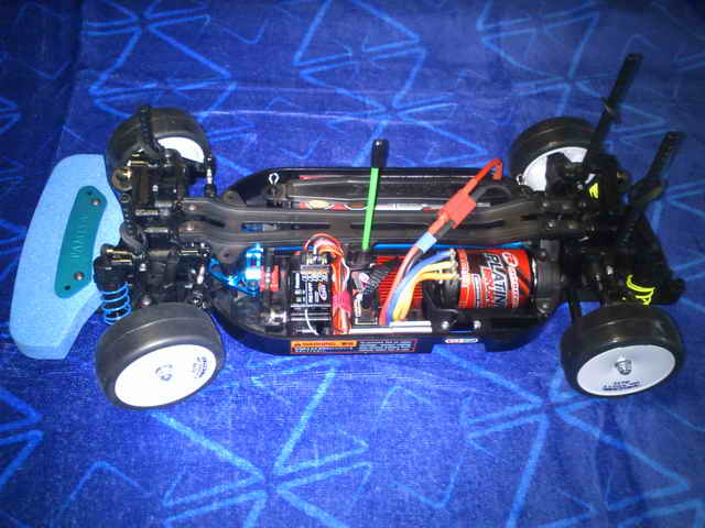 Tamiya_TT01E_02.jpg