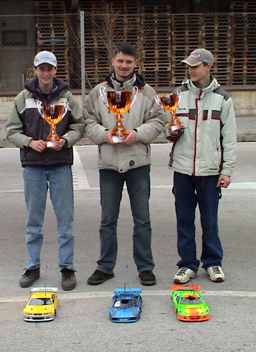 23885lj_tekma_podelitev1.jpg