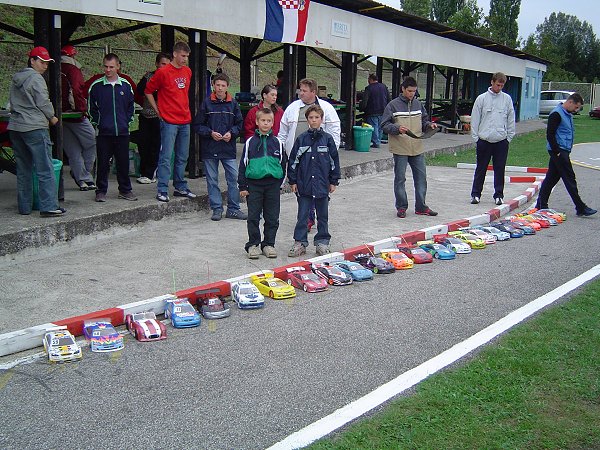 zg_vsi_avtki_26092004_600.jpg