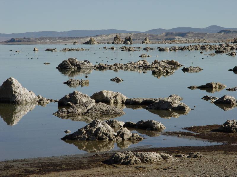 monolake5.jpg