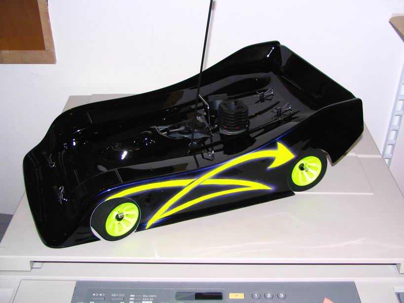 resize of 950-r-black 026.jpg