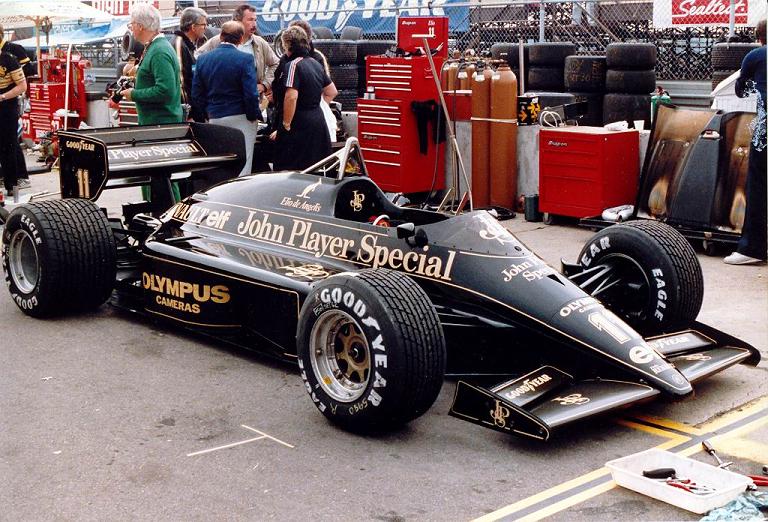 lotus 97t.jpg