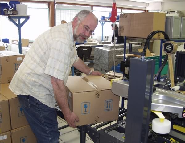shipping-kits.jpg
