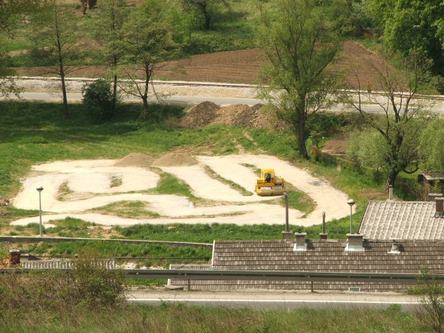 tko%20veli%20da%20kamioni%20i%20bageri%20nisu%20na%20stazi%203.jpg